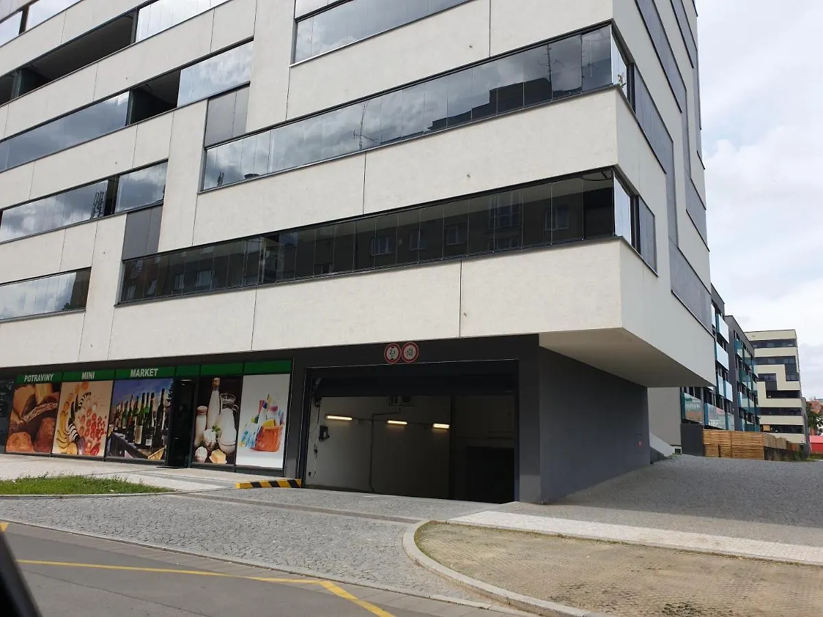 Costas Apartments Praga