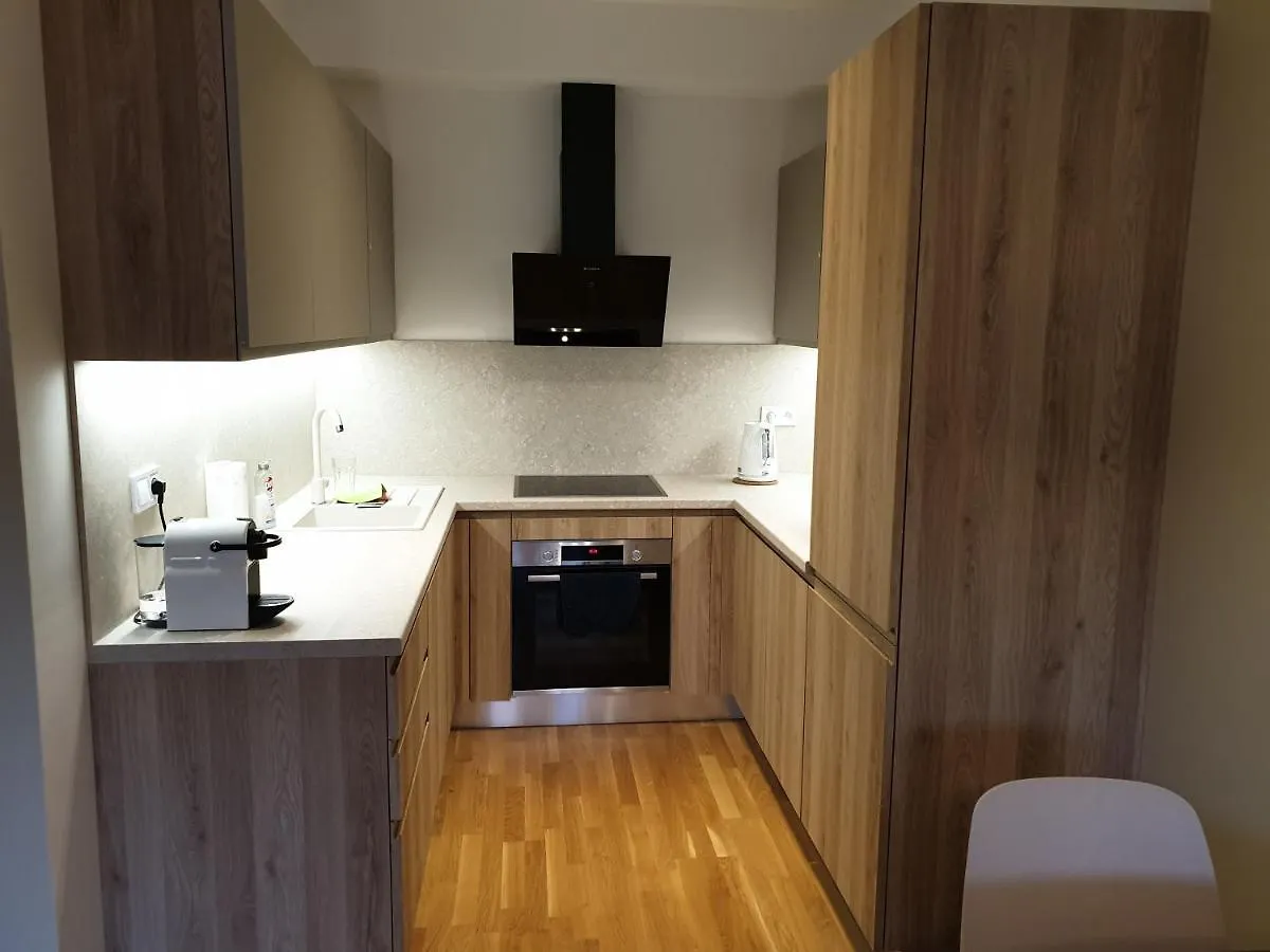 Costas Apartments Praga